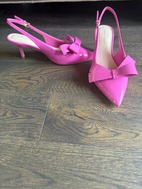 Marc Fisher Hot Pink Patent Slingback Pumps with Bow Accent